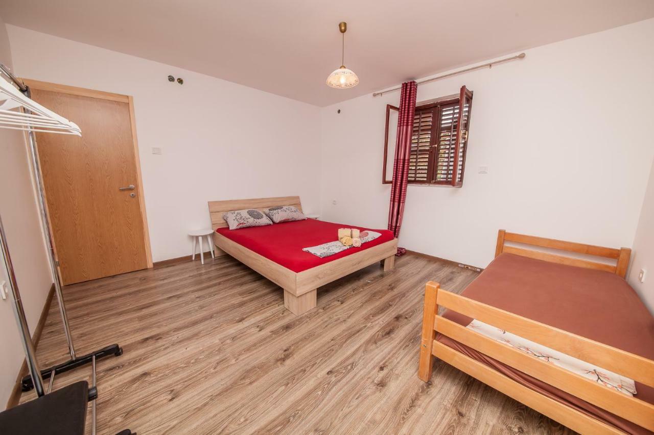 كوتور Alex Guesthouse المظهر الخارجي الصورة
